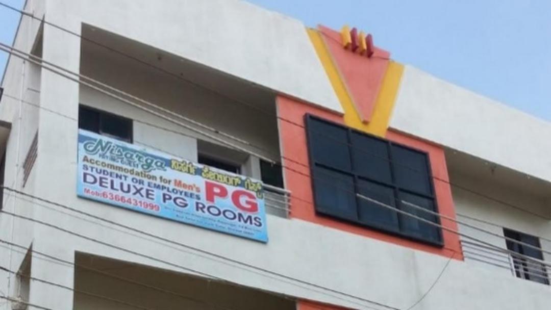 Nisarga Men's PG Hostel Dharwad Bagian luar foto